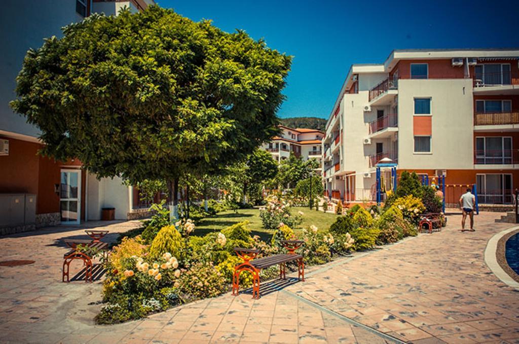 Privilege Fort Beach - Menada Apartments Elenite Εξωτερικό φωτογραφία