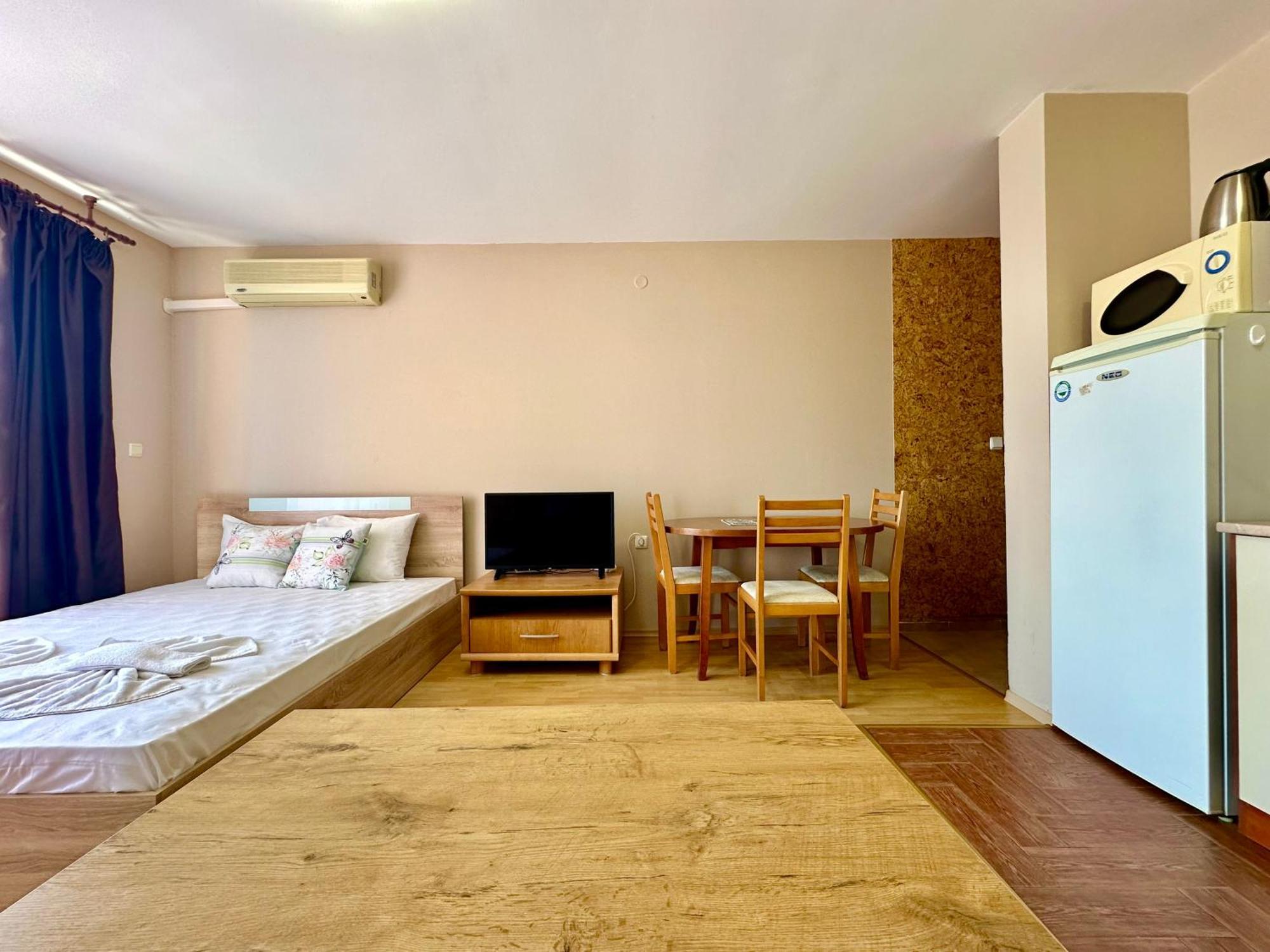 Privilege Fort Beach - Menada Apartments Elenite Εξωτερικό φωτογραφία