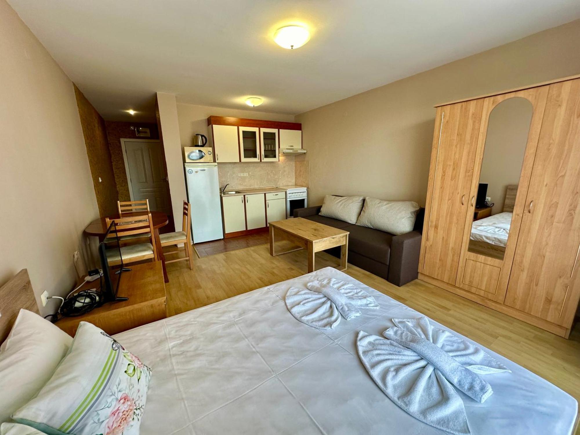 Privilege Fort Beach - Menada Apartments Elenite Εξωτερικό φωτογραφία